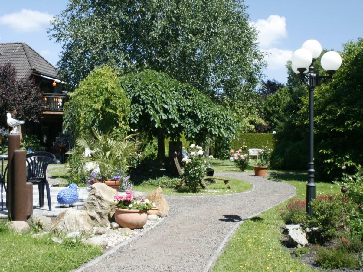 Villa Ferienhaus Wieke à Wiesmoor Extérieur photo